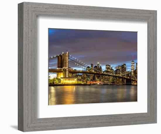 USA, New York. The Brooklyn Bridge and New York City skyline from DUMBO.-Hollice Looney-Framed Photographic Print