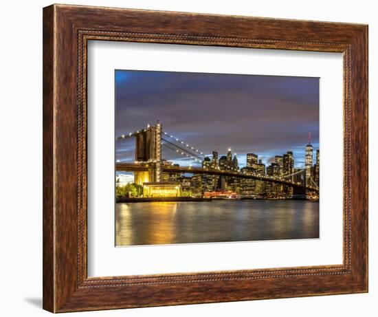 USA, New York. The Brooklyn Bridge and New York City skyline from DUMBO.-Hollice Looney-Framed Photographic Print