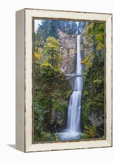 USA, Oregon. Autumn Season at Multnomah Falls in the Columbia Gorge-Gary Luhm-Framed Premier Image Canvas