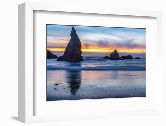 USA, Oregon, Bandon Beach. Pacific Ocean sea stacks at sunset.-Jaynes Gallery-Framed Photographic Print