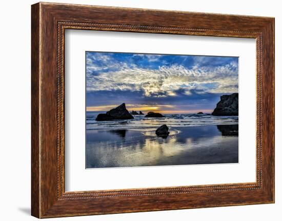 USA, Oregon, Bandon, Beach-Joe Restuccia III-Framed Photographic Print