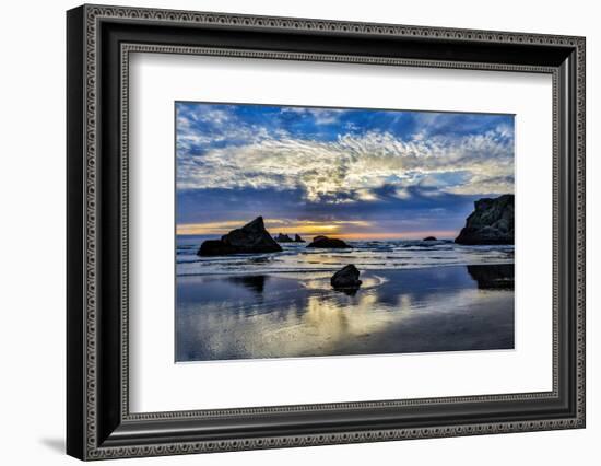 USA, Oregon, Bandon, Beach-Joe Restuccia III-Framed Photographic Print