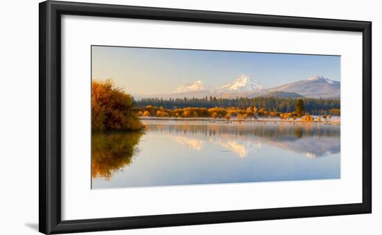 USA, Oregon, Bend. Black Butte Ranch, fall foliage and Cascade Mountains-Hollice Looney-Framed Photographic Print