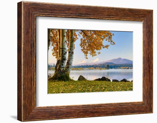 USA, Oregon, Bend, Fall at Black Butte Ranch in Central Oregon-Hollice Looney-Framed Photographic Print