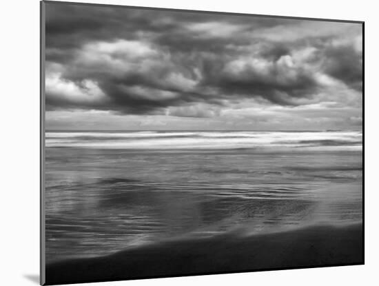USA, Oregon, Cannon Beach, Storm Clouds Roil over the Pacific Ocean-Ann Collins-Mounted Photographic Print
