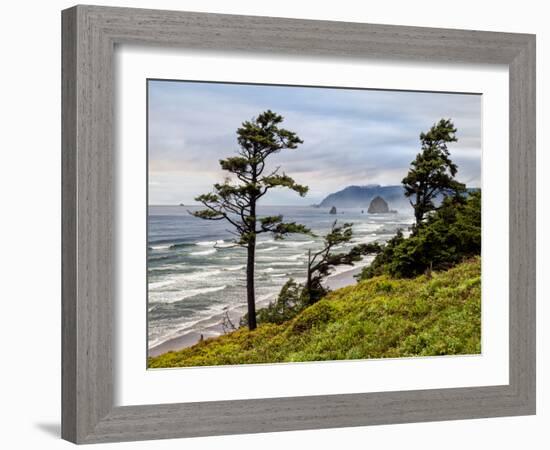 USA, Oregon, Cannon Beach, View of Haystack Rock-Ann Collins-Framed Photographic Print