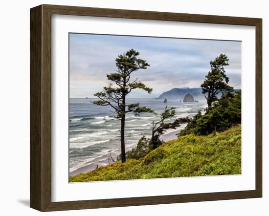 USA, Oregon, Cannon Beach, View of Haystack Rock-Ann Collins-Framed Photographic Print