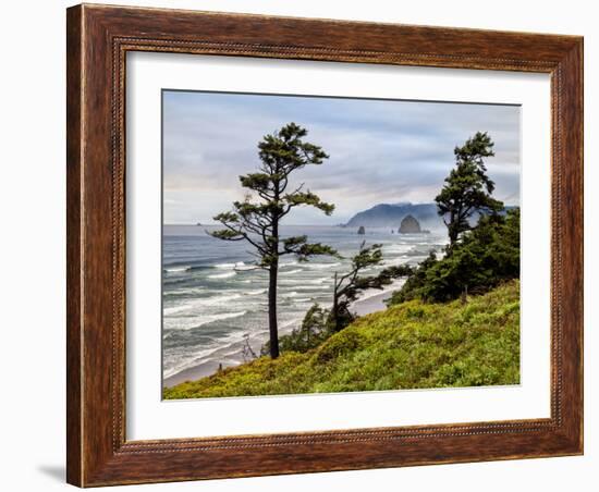 USA, Oregon, Cannon Beach, View of Haystack Rock-Ann Collins-Framed Photographic Print