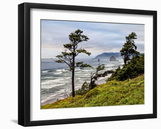 USA, Oregon, Cannon Beach, View of Haystack Rock-Ann Collins-Framed Photographic Print
