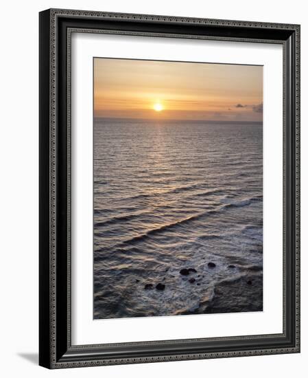 USA, Oregon. Heceta head Lighthouse State Scenic Viewpoint, sunset from Highway 101-Ann Collins-Framed Photographic Print