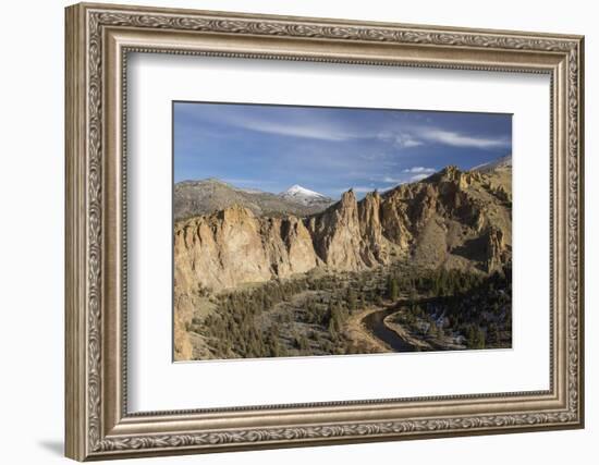 USA, Oregon, Smith Rock State Park-Brent Bergherm-Framed Photographic Print
