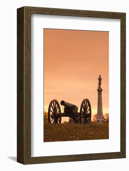 USA, Pennsylvania, Gettysburg, Battlefield Monument and Cannon-Walter Bibikow-Framed Photographic Print