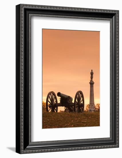 USA, Pennsylvania, Gettysburg, Battlefield Monument and Cannon-Walter Bibikow-Framed Photographic Print