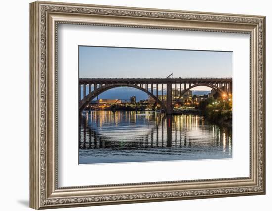 USA, Tennessee. Appalachia, Tennessee River Basin, Knoxville, bridge over Tennessee River-Alison Jones-Framed Photographic Print