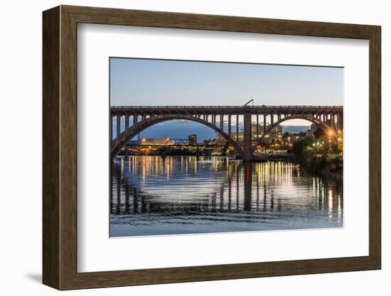 USA, Tennessee. Appalachia, Tennessee River Basin, Knoxville, bridge over Tennessee River-Alison Jones-Framed Photographic Print