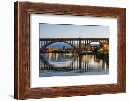 USA, Tennessee. Appalachia, Tennessee River Basin, Knoxville, bridge over Tennessee River-Alison Jones-Framed Photographic Print