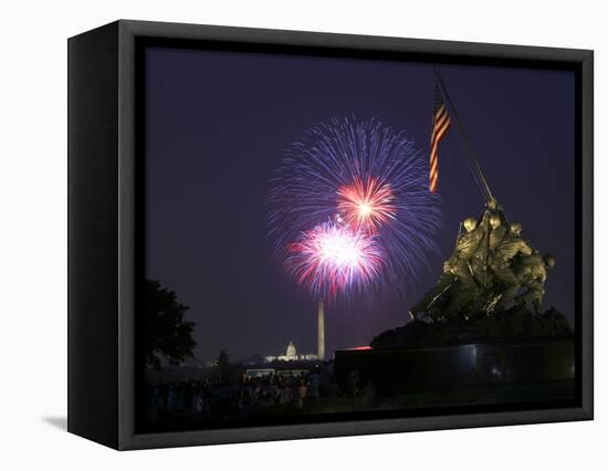 USA, Washington DC, DC, July 4 Fireworks Behind the Iwo Jima Memorial-Hollice Looney-Framed Premier Image Canvas