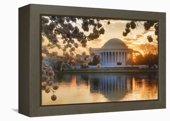 USA, Washington DC, Jefferson Memorial with Cherry Blossoms at Sunrise-Hollice Looney-Framed Premier Image Canvas