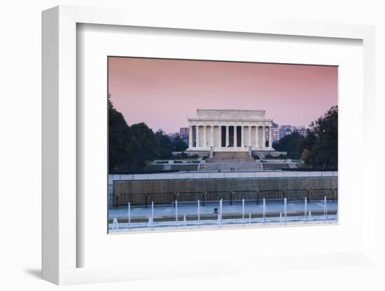 USA, Washington Dc, Lincoln Memorial, Dawn-Walter Bibikow-Framed Photographic Print