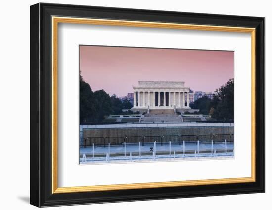 USA, Washington Dc, Lincoln Memorial, Dawn-Walter Bibikow-Framed Photographic Print