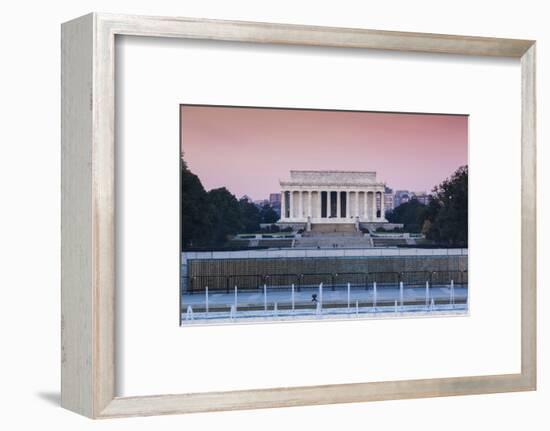 USA, Washington Dc, Lincoln Memorial, Dawn-Walter Bibikow-Framed Photographic Print