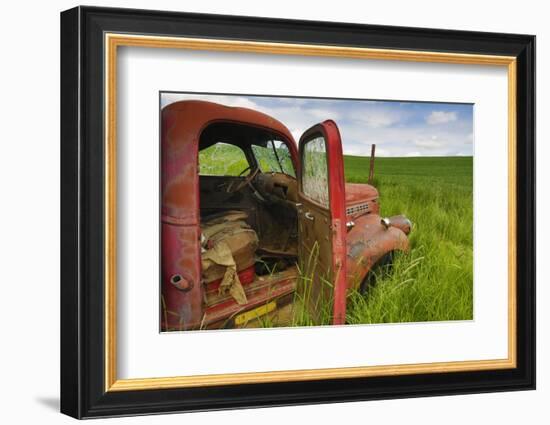 USA, Washington State, Old Colorful Field Truck in field-Terry Eggers-Framed Photographic Print