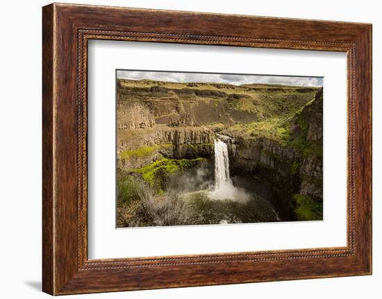 USA, Washington State. Palouse Falls State Park.-Alison Jones-Framed Photographic Print