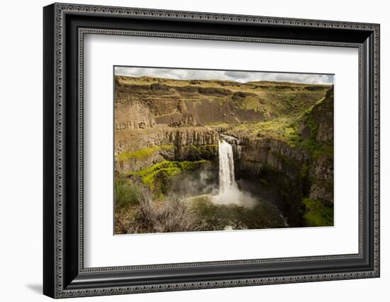 USA, Washington State. Palouse Falls State Park.-Alison Jones-Framed Photographic Print