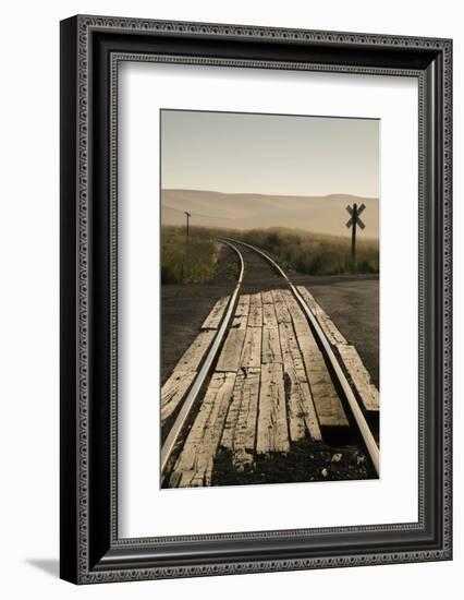 USA, Washington State, Palouse, Railroad, tracks-George Theodore-Framed Photographic Print