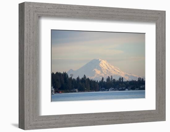 USA, Washington State, View of Mount Rainier.-Trish Drury-Framed Photographic Print