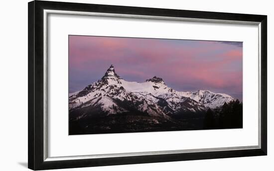 USA, Wyoming. Sunrise above the Absaroka Range.-Jaynes Gallery-Framed Photographic Print