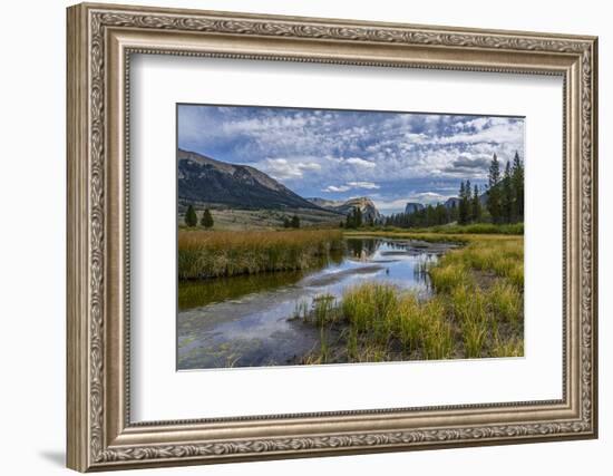 USA, Wyoming. White Rock Mountain and Squaretop Peak above Green River wetland-Howie Garber-Framed Photographic Print