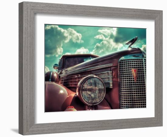 V8-Stephen Arens-Framed Photographic Print