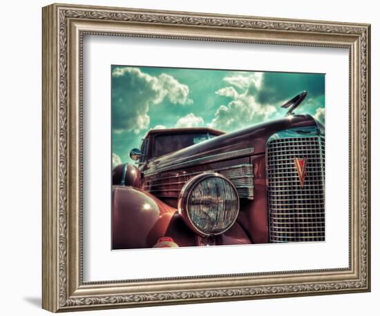 V8-Stephen Arens-Framed Photographic Print