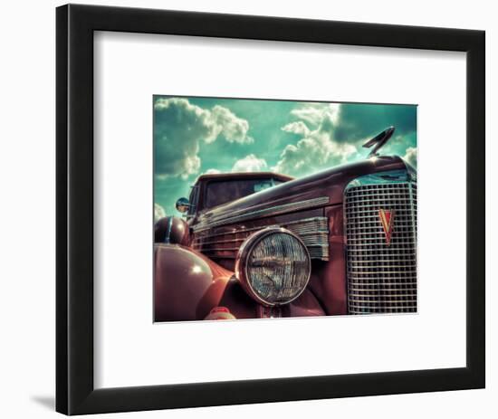 V8-Stephen Arens-Framed Photographic Print