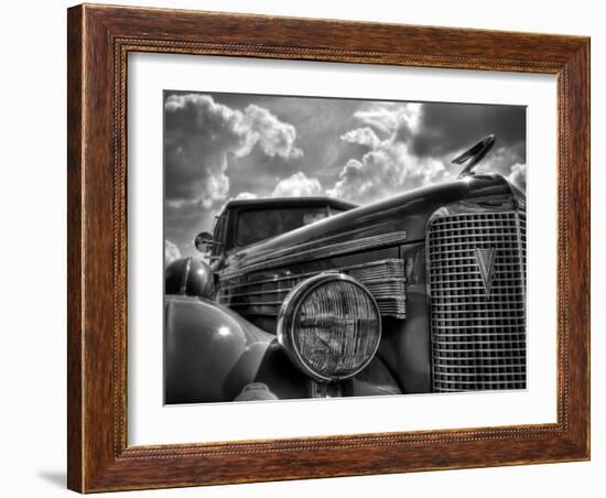 V8-Stephen Arens-Framed Photographic Print