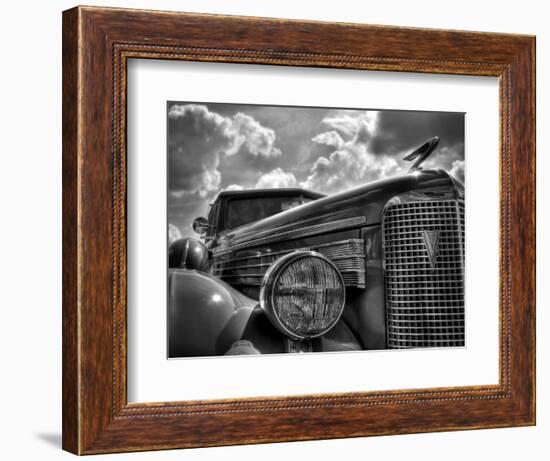 V8-Stephen Arens-Framed Photographic Print