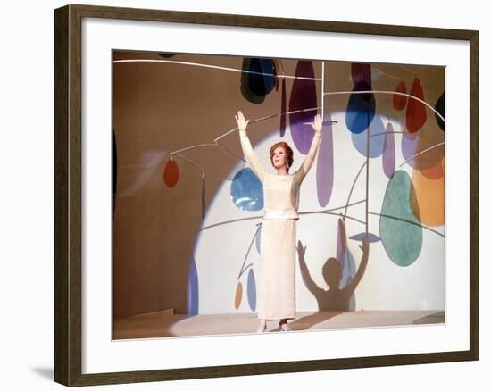 Valley Of The Dolls, Susan Hayward, 1967-null-Framed Photo