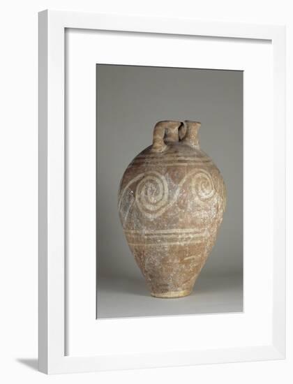 Vase à étrier minoen à décor de volutes-null-Framed Giclee Print