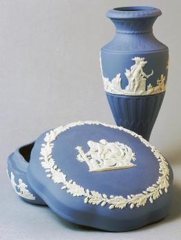 Vase and Box, Jasper Conran Series, Wedgwood Manufacture, Stoke-On-Trent,  England' Giclee Print | Art.com
