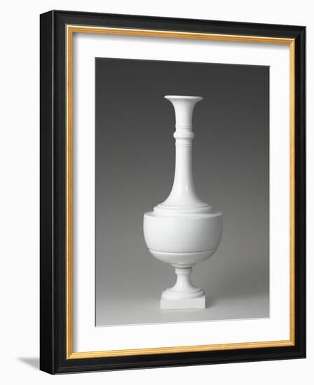 Vase blanc forme bouteille tord-null-Framed Giclee Print