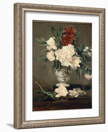 Vase de pivoines sur piédouche-Edouard Manet-Framed Giclee Print