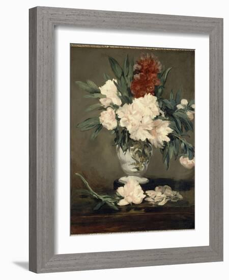 Vase de pivoines sur piédouche-Edouard Manet-Framed Giclee Print