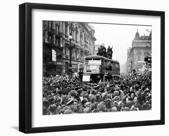 Ve Day Celebrations in London 1945-Nixon Greaves and-Framed Photographic Print