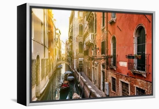 Venetian Sunlight - Rio de le Do Torre-Philippe HUGONNARD-Framed Premier Image Canvas