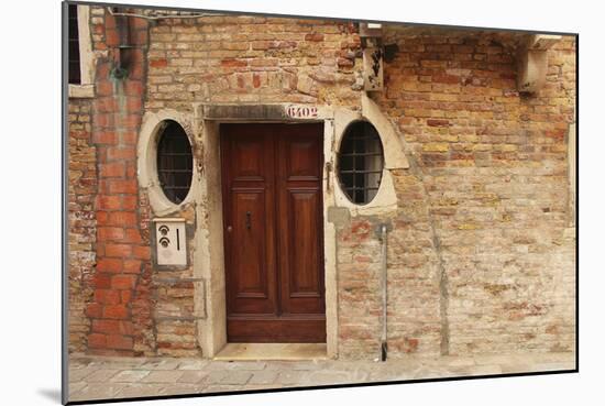 Venice Doorway-Les Mumm-Mounted Photographic Print