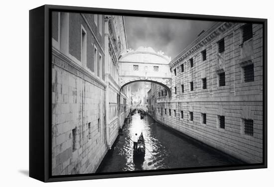 Venice-ValentinaPhotos-Framed Stretched Canvas