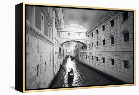 Venice-ValentinaPhotos-Framed Stretched Canvas