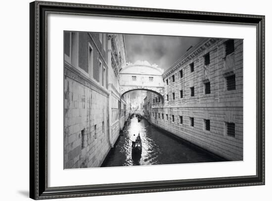 Venice-ValentinaPhotos-Framed Art Print