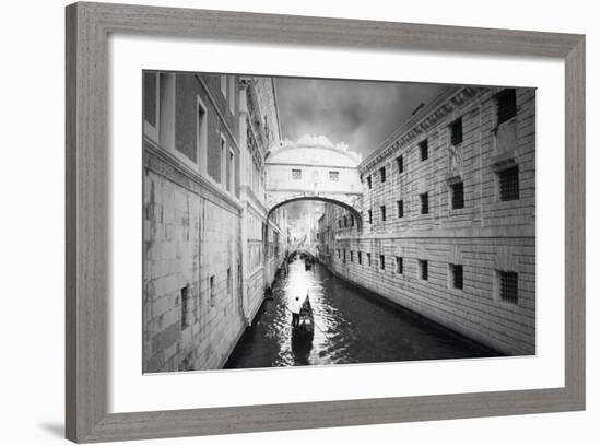 Venice-ValentinaPhotos-Framed Art Print
